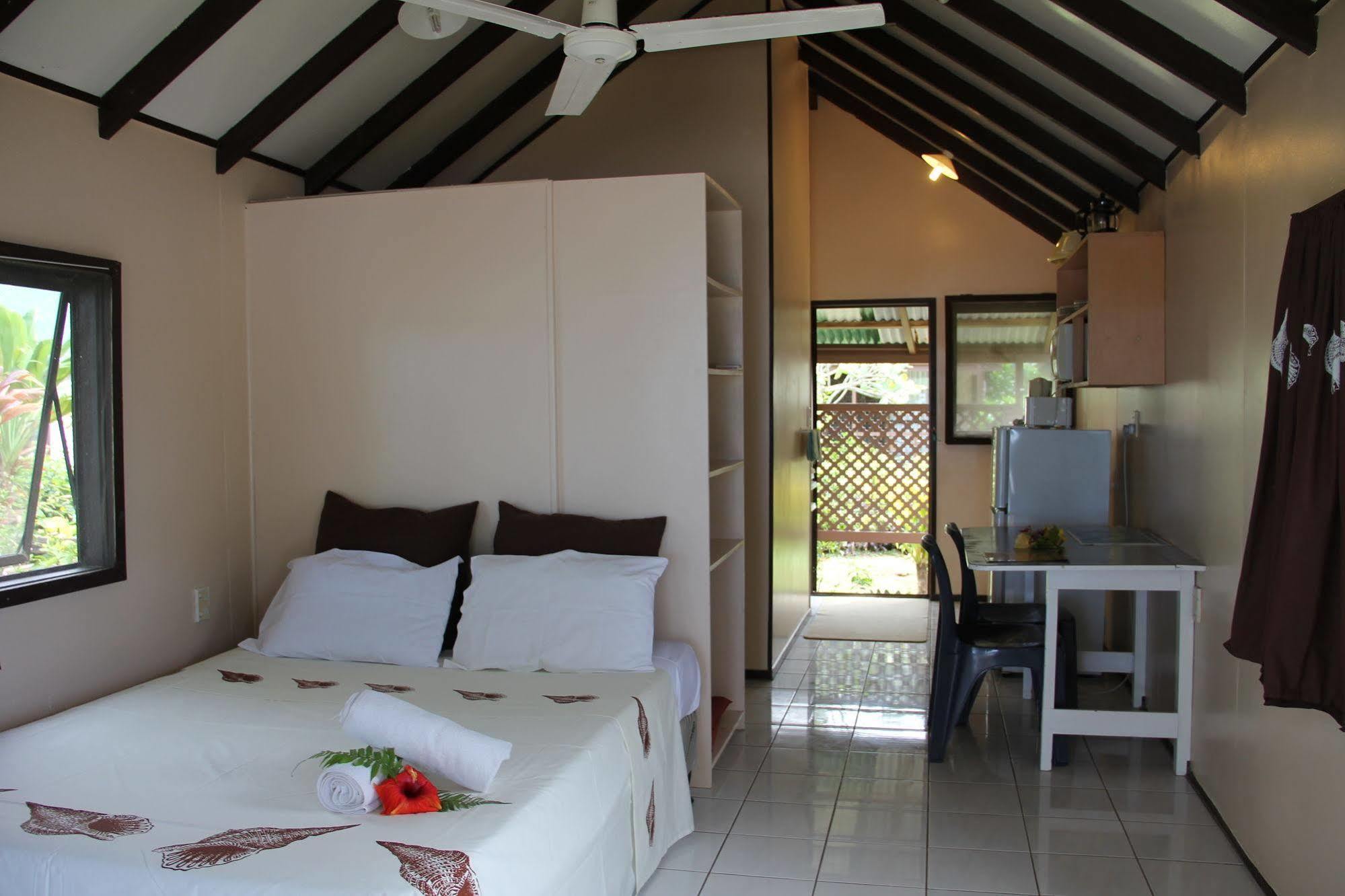 アバルア Aroko Bungalowsヴィラ エクステリア 写真